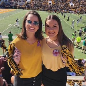 Meet your Posher, Elizabeth